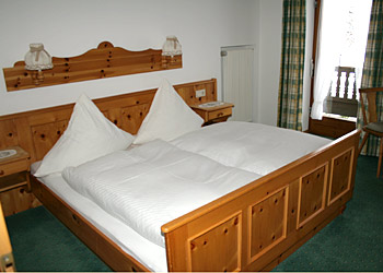 Doppelzimmer im Haus Falleck in Bischofswiesen, Berchtesgadener Land